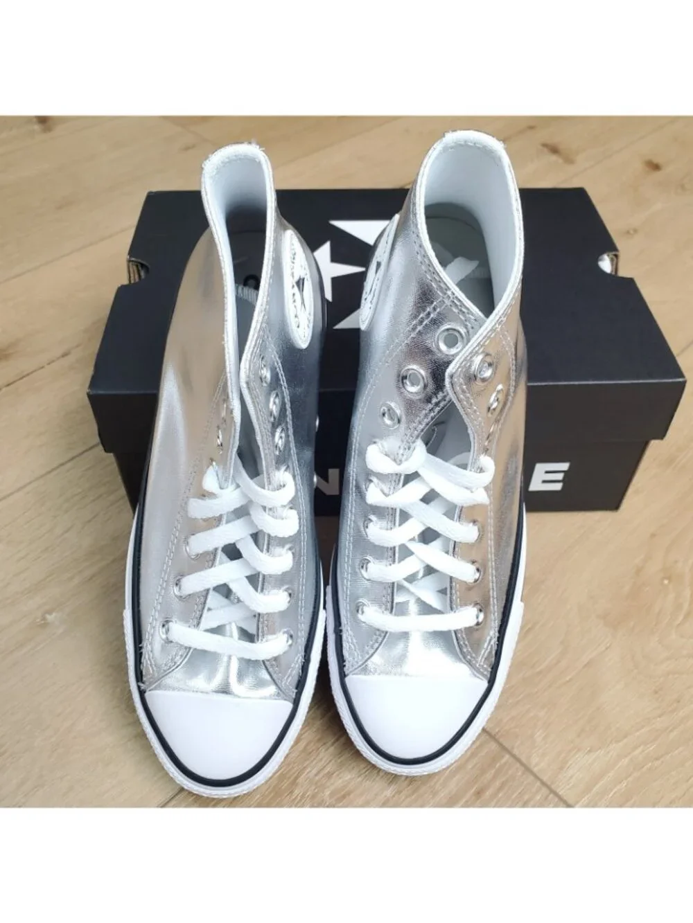 CONVERSE Chuck Taylor ALL STAR HI Metallic Silver A14875C Prom Wmn 9.5 /Mens 7.5